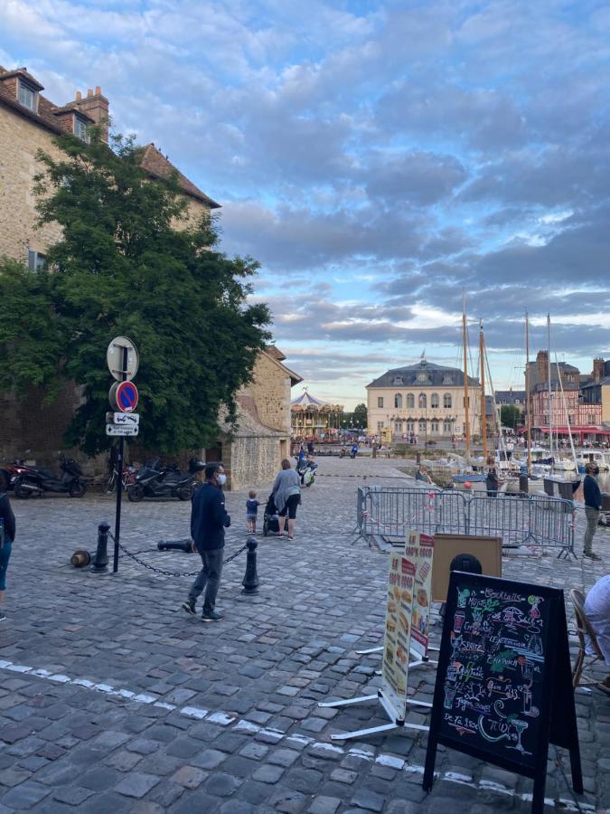 Le Ti Wi Studio En Plein Coeur Du Vieux Bassin Honfleur Exteriér fotografie